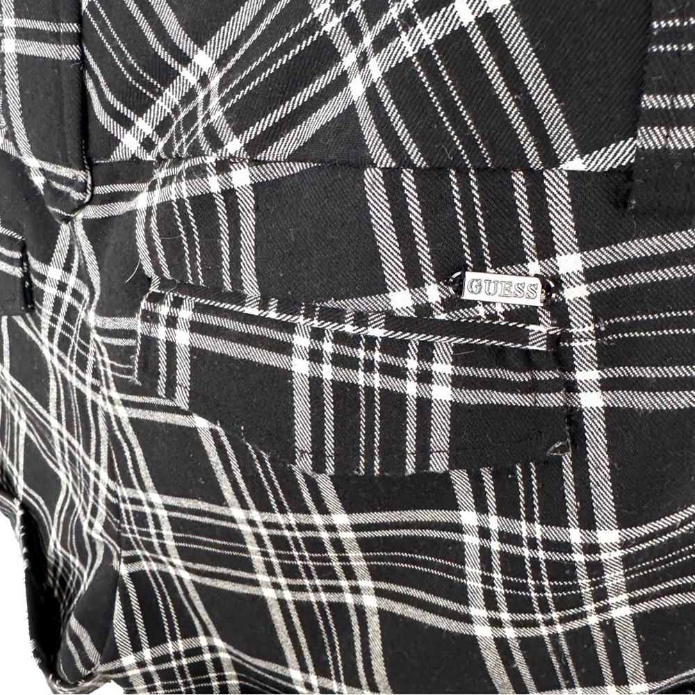 Guess Plaid Black and White Women's Shorts 30 - Picture 4 of 6